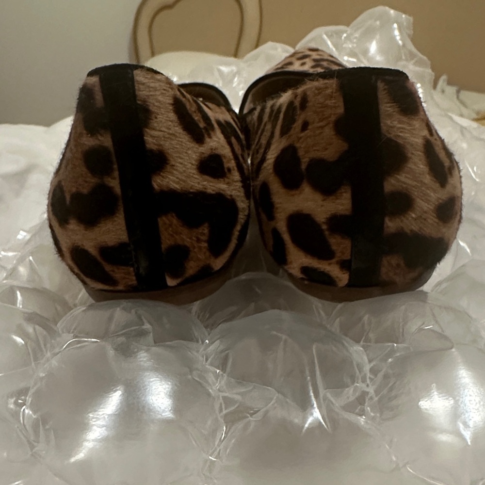 J. Crew Collection Leopard Print Pointed Toe Flats 12 Made in Italy - Picture 3 of 4